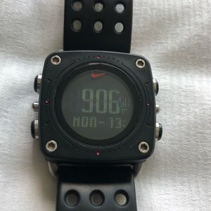 nike mettle drill watch